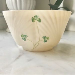 Irish Bellek Candy Dish/Bowl Shell Motif(HostPick)